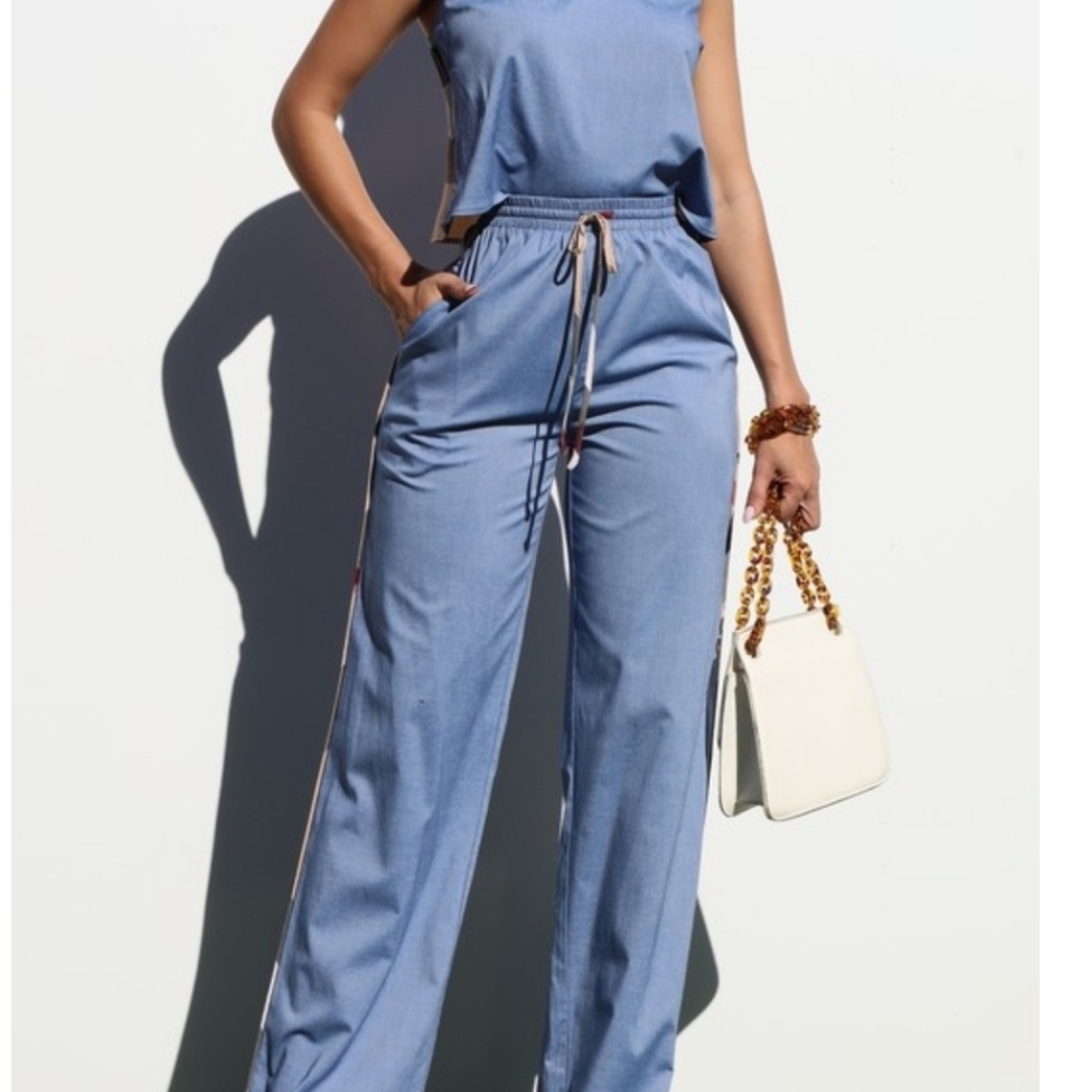 Effortless Edge Two-Piece Set - Picture 3 of 7